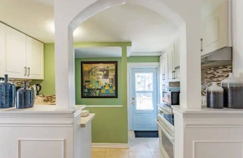 Doon South Casa | Cozy Stylish Midtown House