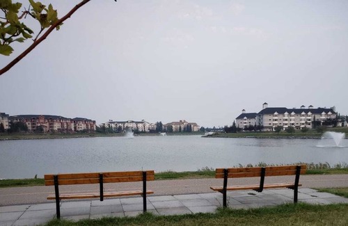 Calgary Casa | Cozy suite 10minutes to YYC Airport