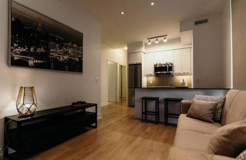 Richmond Hill Condominio | Cozy Suite Good Location