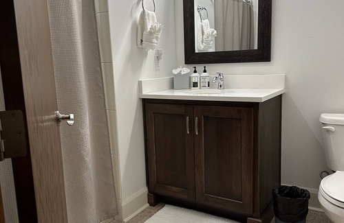 Salina Apartamento | Cozy Suite inside Historic Marymount College
