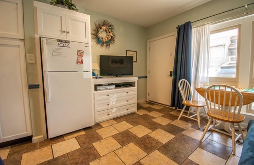 Saint Helena Island Complejo | Cozy Suite just Steps from Beach Club, Sandbar, Tennis, & Beaches
