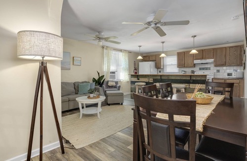 Villas Casa | Cozy Summer Getaway - up to 8 guests
