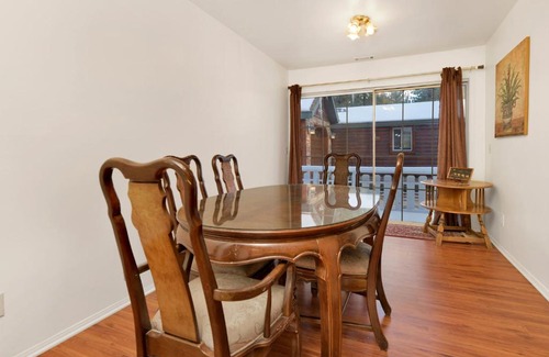 Big Bear Lake Chalet De Esquí | Cozy Summit- Cozy Central Resort Chalet- Minutes to Activities