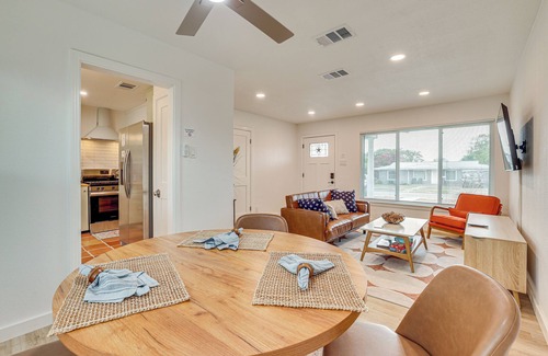 Shearer Hills - Ridgeview Casa | Yard & Furnished Patio: San Antonio Bungalow