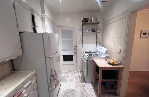 Miracle Mile Apartamento | Cozy Sweet Spanish-style 1-bedroom apartment in beautiful Los Angeles