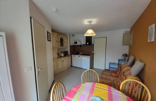 Laveissiere Apartamento | Acogedor T2 cerca de pistas con parking y balcón