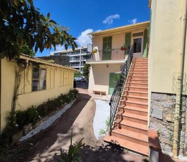Riou - Petit Juas - Av de Grasse Apartamento | Cozy T2 Riviera apartment