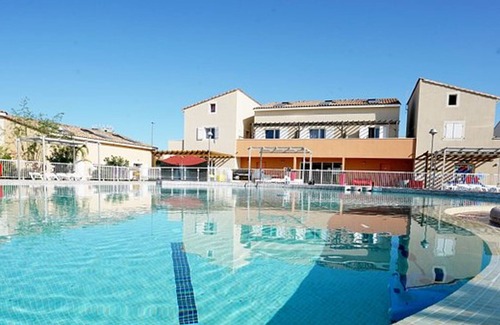 Latour-Bas-Elne Apartamento | Cozy T3 Lodge with Terrace, Pool, Spa, Gym and Parking - 10 Min from Beach