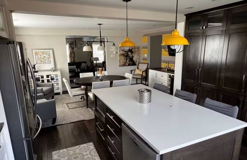 Waterford Valley Apartamento | Cozy taste of luxury & exclusivity near downtown St. John's!