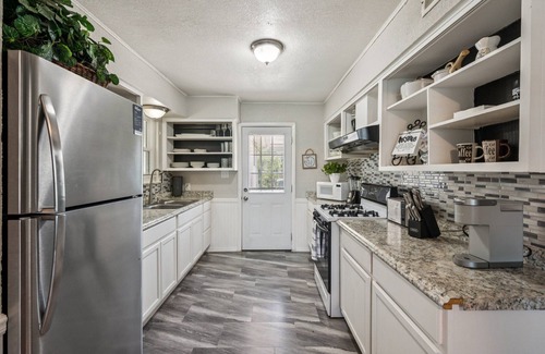 Temple Casa | Cozy Temple Home Fenced Yard & Wi-fi 3 Bedroom Home