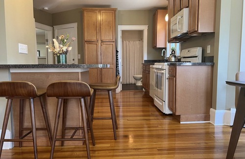 Braintree Casa | Cozy three-bedroom home close to Boston