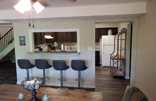 Linn Creek Casa | Cozy three bedroom two bath home overlooking the lake with breathtaking views