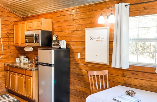 Crawford Cabina | Tiny House # 1 @ Gathering Oaks Retreat
