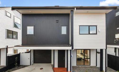 Auckland Cama Y Desayuno | Cozy Top-Floor Stay with Private Bathrooms & Free Parking