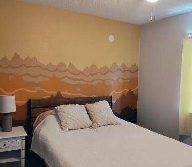 Pinnacles Entrance Badlands Casa | Cozy town house in Wall!