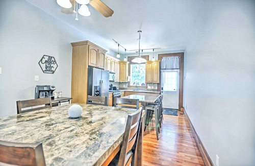 St. Louis Casa | Cozy Townhouse, 1-mi from the heart of Soulard!