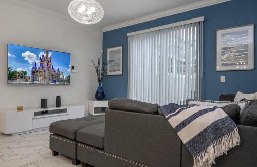 Four Corners Casa | Cozy Townhouse 4Bd Near Disney