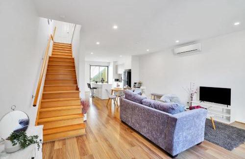 Werribee Apartamento | Cozy Townhouse in Werribee centre