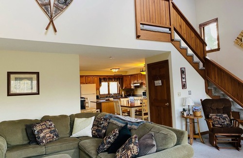 Intervale Casa | Cozy townhouse minutes from North Conway.