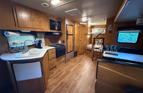 Milton Casa | Cozy Trailer in Gorgeous Milton with AC