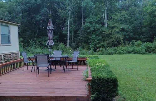 Mercer Casa | Cozy Tranquil Cottage Homestead. Pet-Friendly! Perfect for Families!