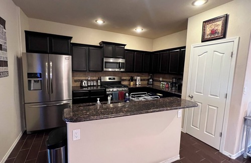 Chamberino Casa | Cozy Transmountain El Paso Home with Garage, 4-Bed & 2-Living Areas