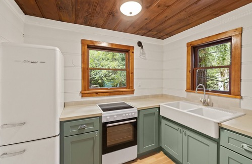 Northwood Cabina | Cozy two bedroom Guerneville getaway