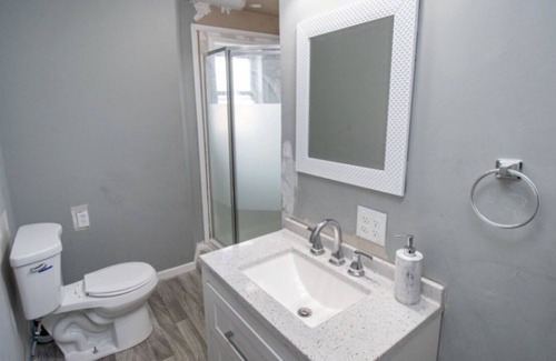 Racine Casa | Cozy two bedroom home in Racine
