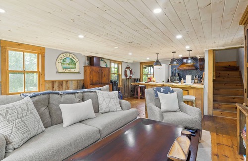 Rushville Casa | Cozy Two Bedroom Home Next to Canadaigua Lake Private 9+ Acres