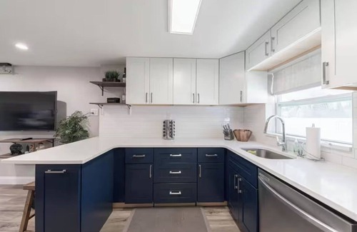 Gulfport Condominio | Cozy unit in charming Gulfport halfway between downtown and beach