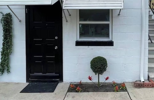 Gulfport Condominio | Cozy unit in charming Gulfport halfway between downtown and beach