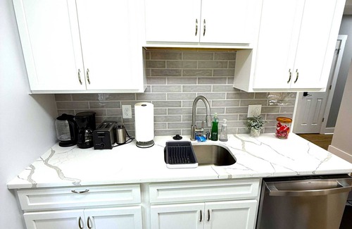 Wilmington Apartamento | Cozy unit, King bed & laundry