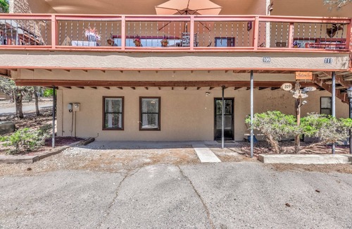 Alto Condominio | 423cozyuphsanco - Cozy Up Haus