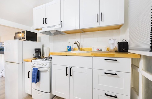 Adams Point Apartamento | Cozy Updated Studio by Lake Merritt