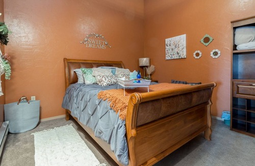 Farmington Apartamento | Cozy upstairs apartment