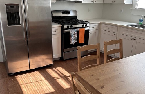 East Carrollton Casa | Cozy uptown house