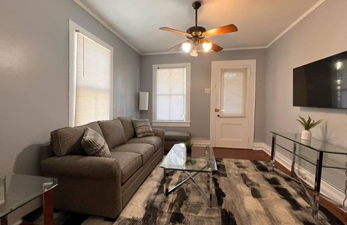 East Carrollton Casa | Cozy Uptown NOLA - 1 Bedroom