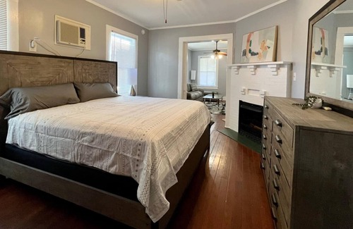 East Carrollton Casa | Cozy Uptown NOLA - 1 Bedroom