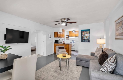 Rincon Heights Apartamento | Cozy Urban 2BR Oasis | Steps from 4th Ave & Dining