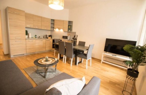 Funfhaus Apartamento | Cozy Urban Nest | LF16