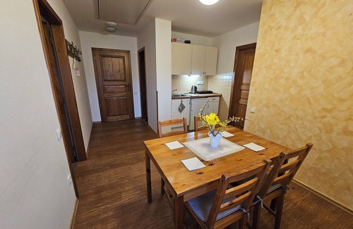 Rudnik Apartamento | Cozy vacation home, close to the slopes and hiking trails