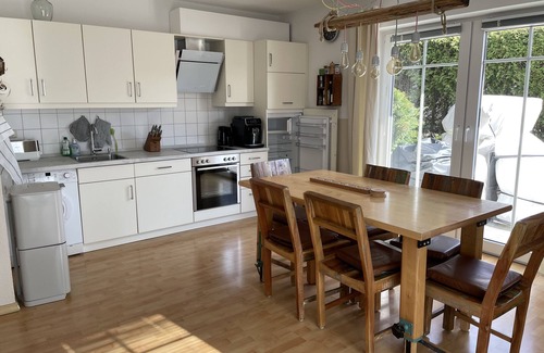 Dassow Apartamento | Acogedor apartamento, wifi gratis, una sola planta, terraza, gran prado común