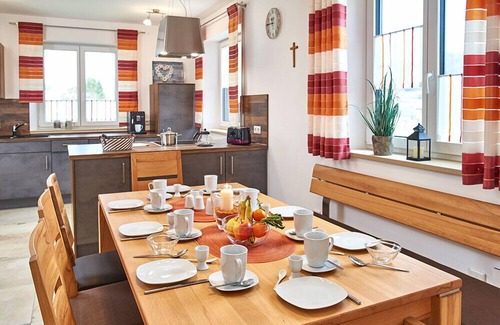 Riedenburg Apartamento | Cozy vacation home (115 sqm) with terrace and balcony