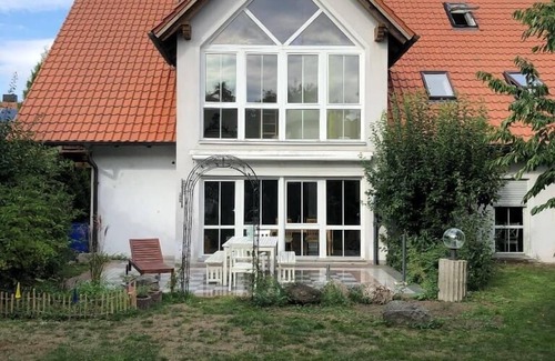 Mitterteich Apartamento | Cozy vacation apartment (60 sqm) for up to 6 people with sun terrace