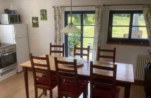 Zarnitz Apartamento | Cozy vacation apartment with thatched roof on the Achterwasser
