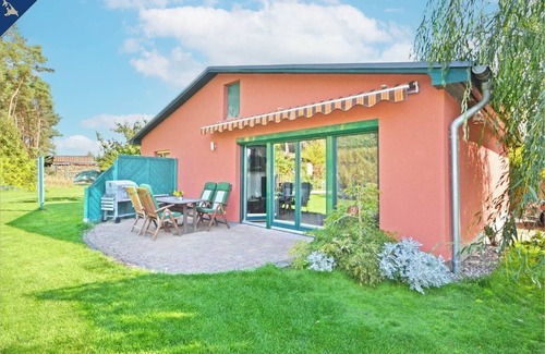Zirchow Casa | Casa de vacaciones amueblada con amor, jardín, zona de barbacoa y conexión Wi-Fi.