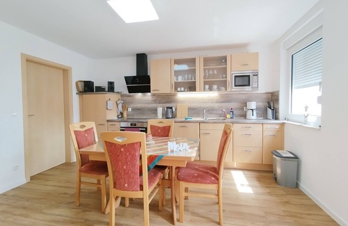 Weener Apartamento | Cozy vacation home Lütje Huske with garden, 25666 - Lütje Huske