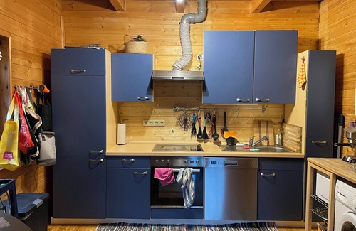 Daaden Cabina | Cozy vacation home right by the forest, perfect for hiking and relaxing