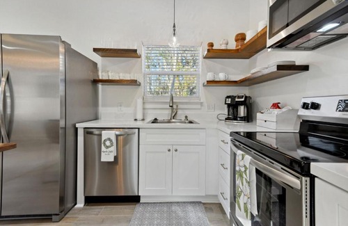 Bay St Louis Casa | Cozy Vacation Rental in Old Town Bay St Louis Unit C