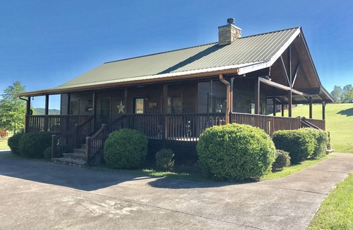 Gatlinburg - Pigeon Forge Cabina | Acogedor retiro en el valle, excelente ubicación, cabaña de vacaciones perfectas